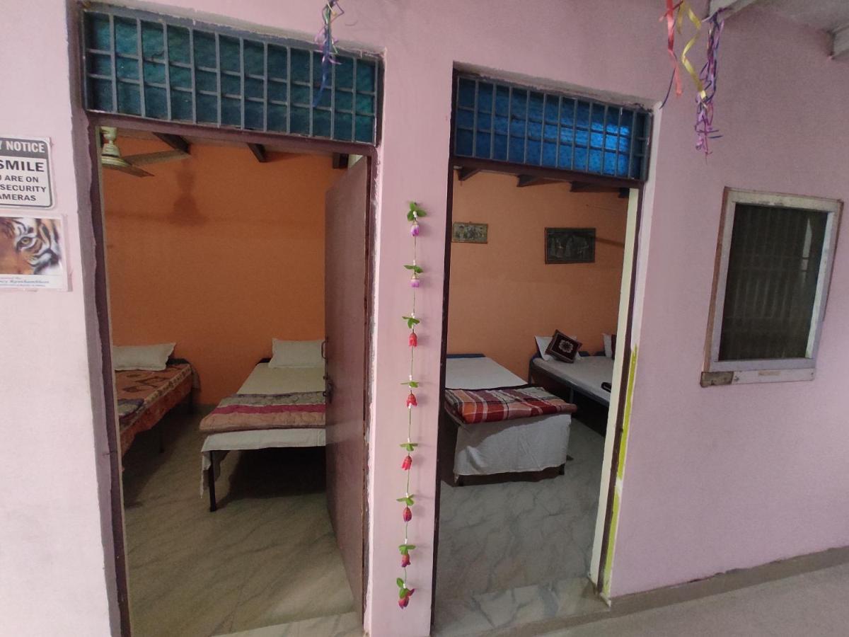 Superinn Home Stay& Guest House Agra (Uttar Pradesh) Exterior foto
